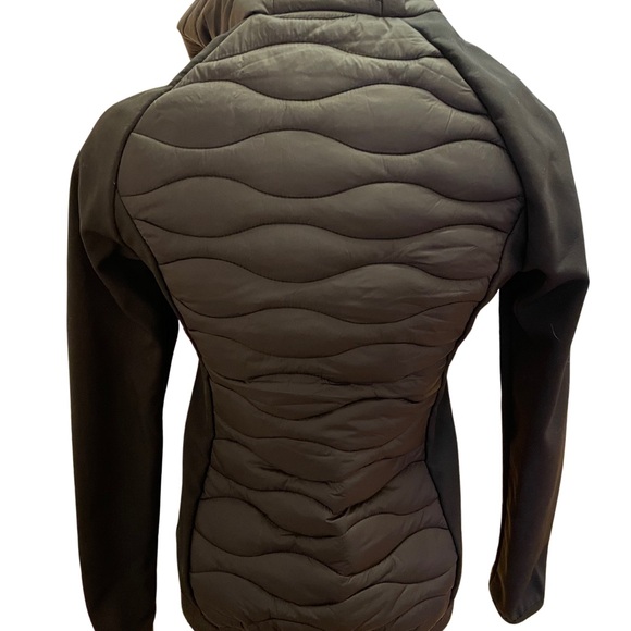 Black Quilted Puffer Jacket - Picture 2 of 4